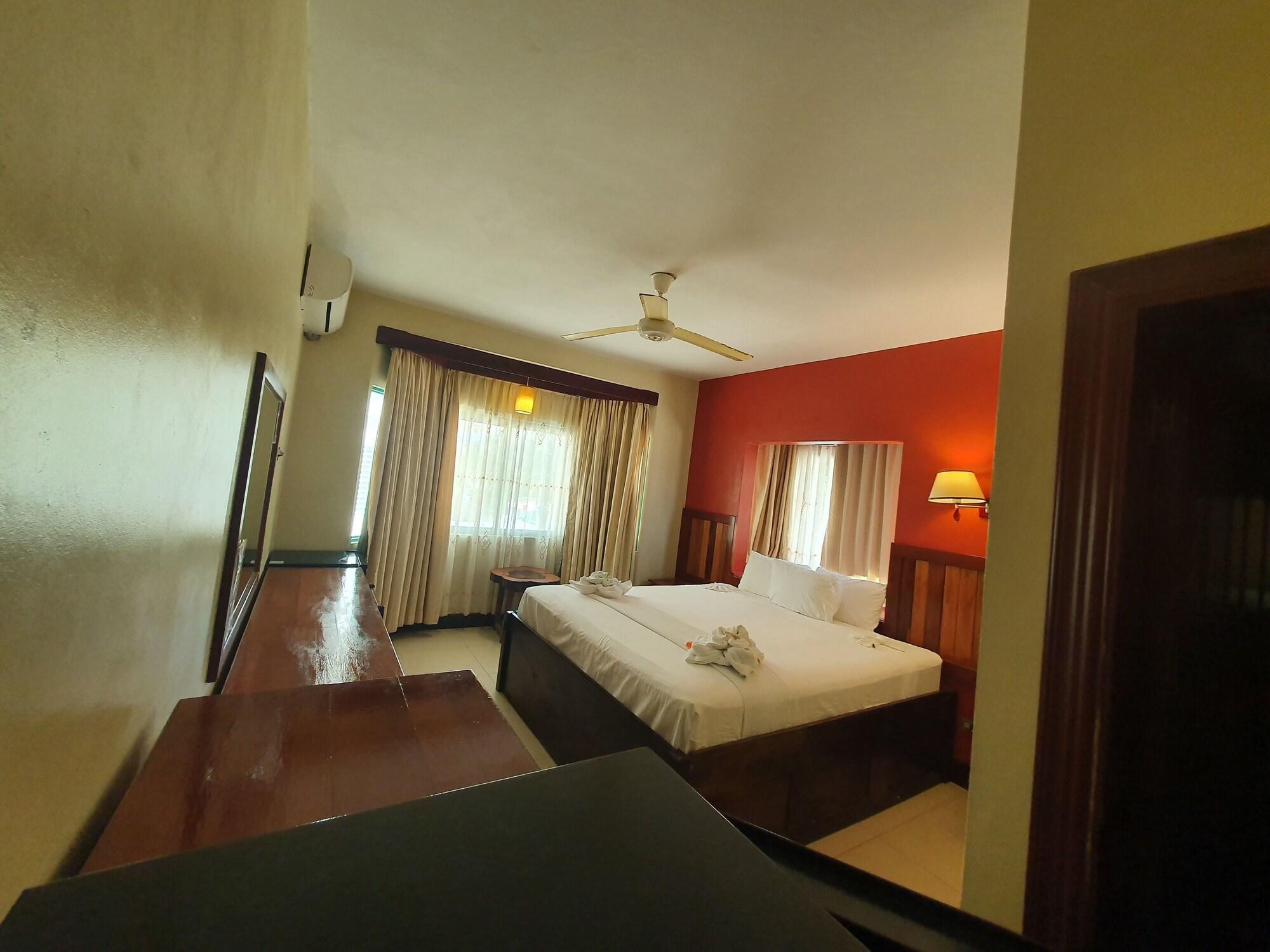 Caye Caulker Plaza Hotel 外观 照片